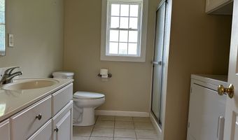9 River Walk Dr 9, Brooklyn, CT 06234