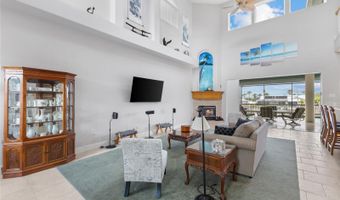 1215 ACAPPELLA Ln, Apollo Beach, FL 33572