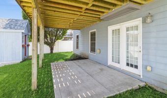 221 19th St SW, Altoona, IA 50009