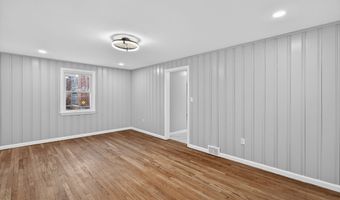 46 N Cliff St, Ansonia, CT 06401