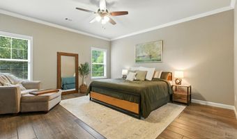 4046 Hampton Dr, Benton, AR 72019