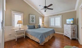 612 FERN St, Anna Maria, FL 34216