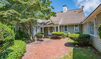 93 Harris Meadow Ln, Barnstable, MA 02630