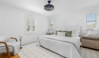 104 Kay Blvd, Newport, RI 02840