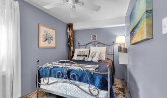 21 W Magnolia Ave, Beach Haven, NJ 08008