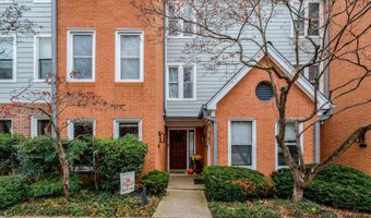 2101 N ROLFE St C, Arlington, VA 22209