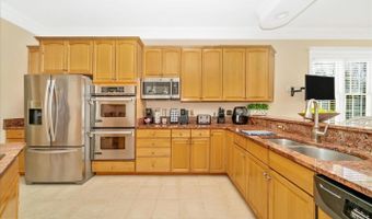 16612 MEDINAH Ct, Ashton, MD 20861