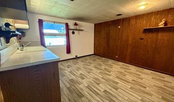 1201 Frank Hall Dr, Albert Lea, MN 56007