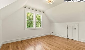 139 Nettles Ridge Rd, Banner Elk, NC 28604