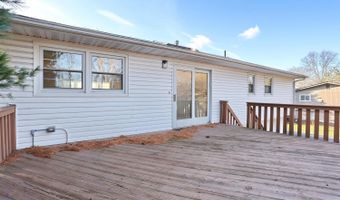 12 Van Gogh Ln, Airmont, NY 10901