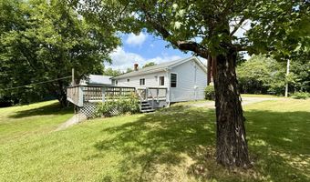 111 Washington St, Baileyville, ME 04694