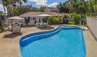 676 Mokapu Rd, Kailua, HI 96734