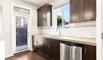 782 NW PEBBLESTONE Ln, Beaverton, OR 97006