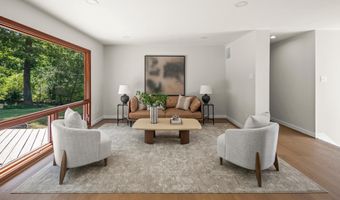 3201 CUNNINGHAM Dr, Alexandria, VA 22309