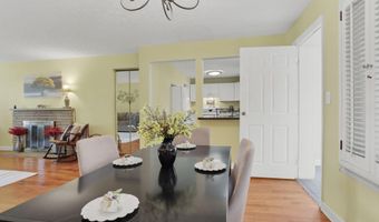 1205 Kenwick Rd, Columbus, OH 43209