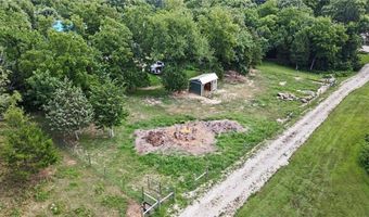 22165 171st St, Basehor, KS 66007