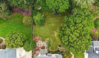 1042 AVERY CREEK Dr, Woodstock, GA 30188