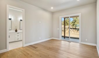65299 85th St, Bend, OR 97703