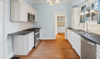 1009 Danforth St, Alton, IL 62002