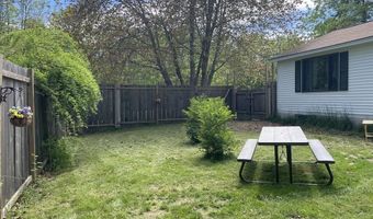 45 Seaview Ter, Belfast, ME 04915