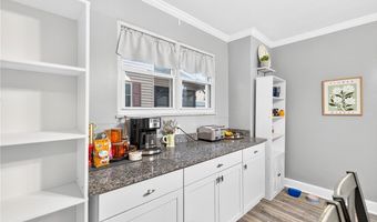 2202 McMinn St, Aliquippa, PA 15001