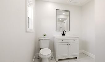 638 8th St, Absecon, NJ 08201