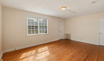957 William St Apt B, Bridgeport, CT 06608