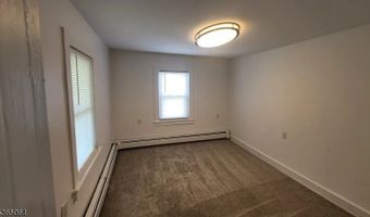 60 E Mc Farlan St Abc 1, Andover, NJ 07801