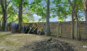 5220 Canyon River Dr NE, Ada, MI 49301