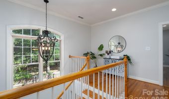 1617 Brook Rd, Charlotte, NC 28205