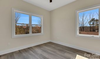 31 Elkwood Ave, Asheville, NC 28804