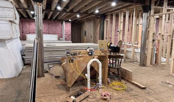 82 Water St, Augusta, ME 04330