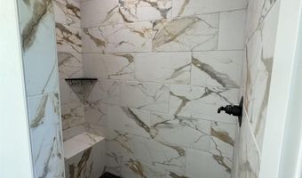 6716 N Detonti Rd, Bauxite, AR 72011