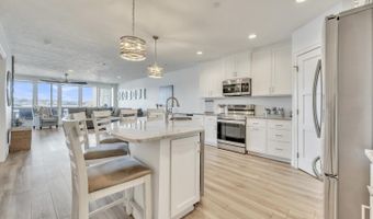 570 Linden Dr 104, Arnolds Park, IA 51331