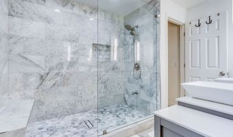 813 Lakeshore, Berkeley Lake, GA 30096