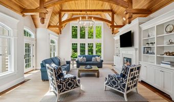 1 Willowbrook Ct, Bedford, NH 03110