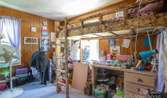 1424 Bear Creek Rd, Bakersville, NC 28705