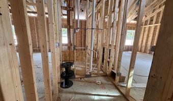 412 Redwater Trl 600, Aberdeen, NC 28315