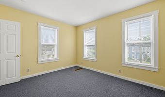 17 Lake Ave, Danbury, CT 06810