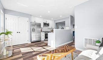 6208 LES DORSON Ln, Alexandria, VA 22315