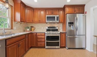 42 Colts Way, Attleboro, MA 02703