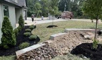 13 St Asaph Dr, Bella Vista, AR 72714