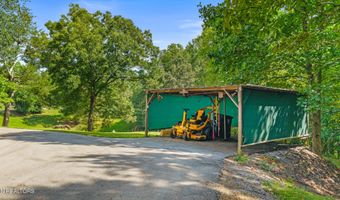 924 Long Mill Rd, Athens, TN 37303
