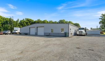6919 E Us Highway 36, Bainbridge, IN 46105