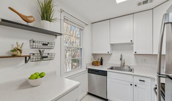 2813 ARLINGTON Blvd 159, Arlington, VA 22201