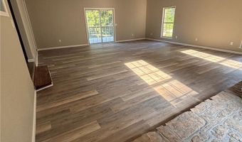 27 Worcester Dr, Bella Vista, AR 72714