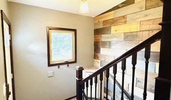 704 S Harrison St, Aberdeen, SD 57401