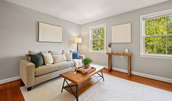 706 S FAYETTE St 21, Alexandria, VA 22314