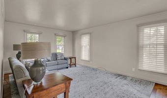 1780 Williamsburg Dr, Adrian, MI 49221