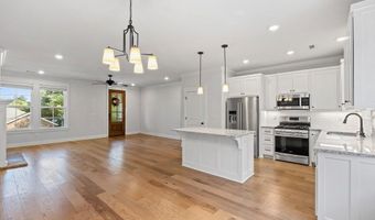 5 Coverack Ln, Bella Vista, AR 72714